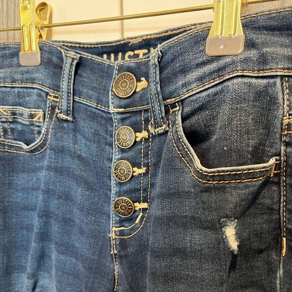 KJ1. Justice 8 Slim Girls Jeans super distressed ⢠Rise 8 ⢠Inseam 22 - Picture 2 of 5